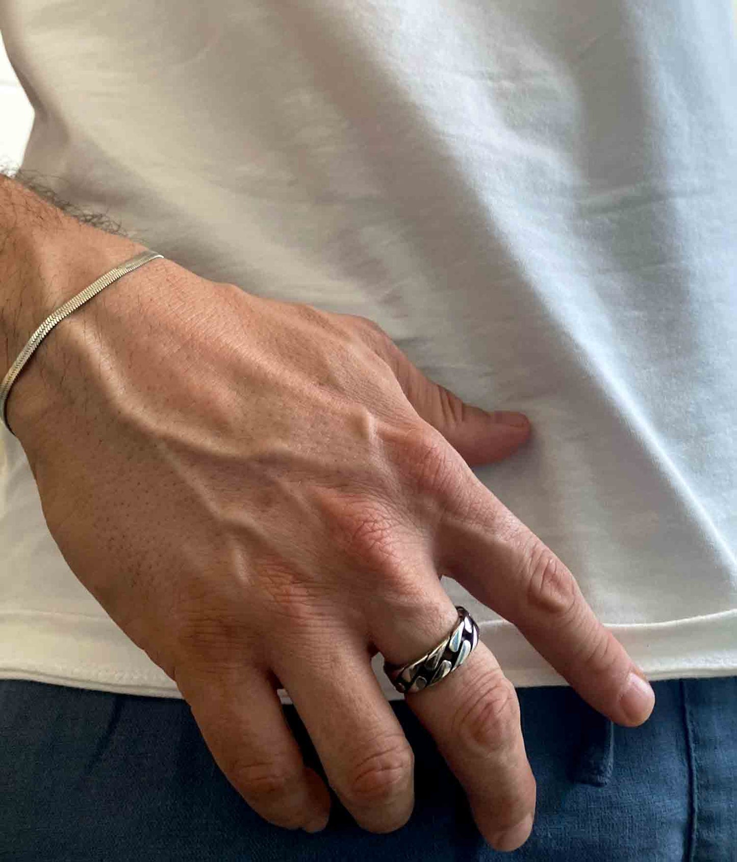 Busan | Anillo de acero quirúrgico 316L para hombre estilo cadena