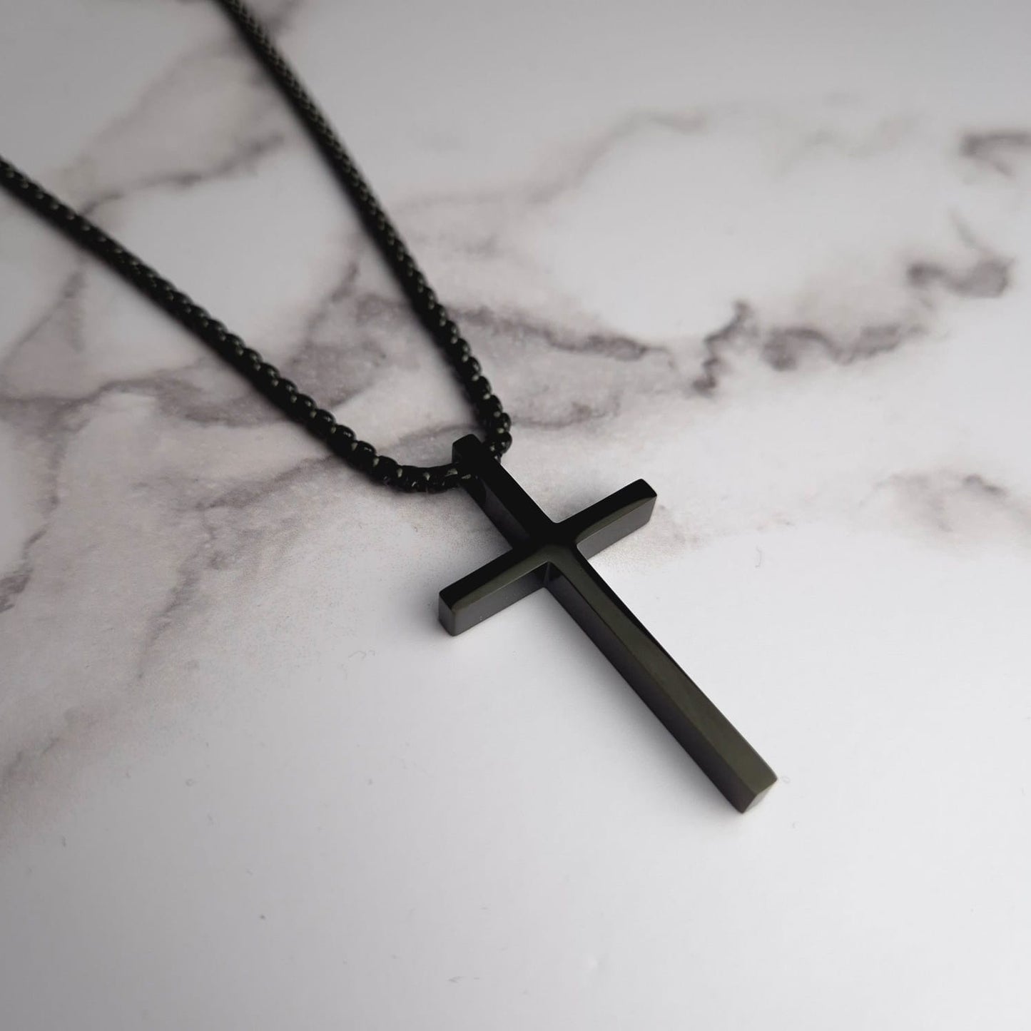 Cross Black