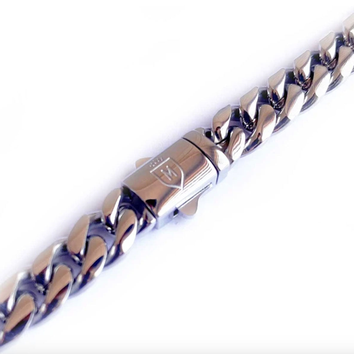 Broche reforzado de la pulsera cubana plateada MONAK
