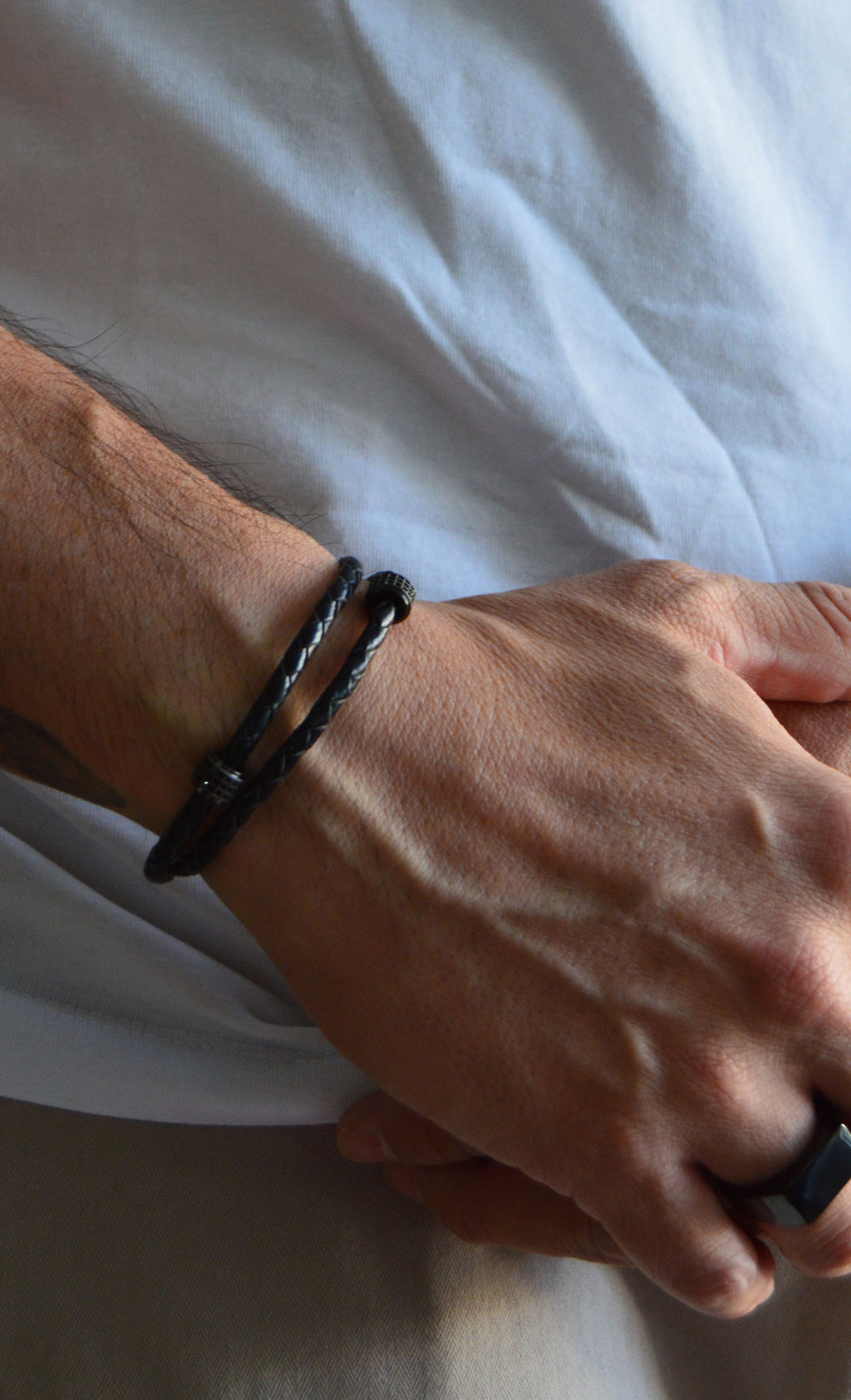 Pulsera de cuero trenzado Ibiza MONAK, vista completa